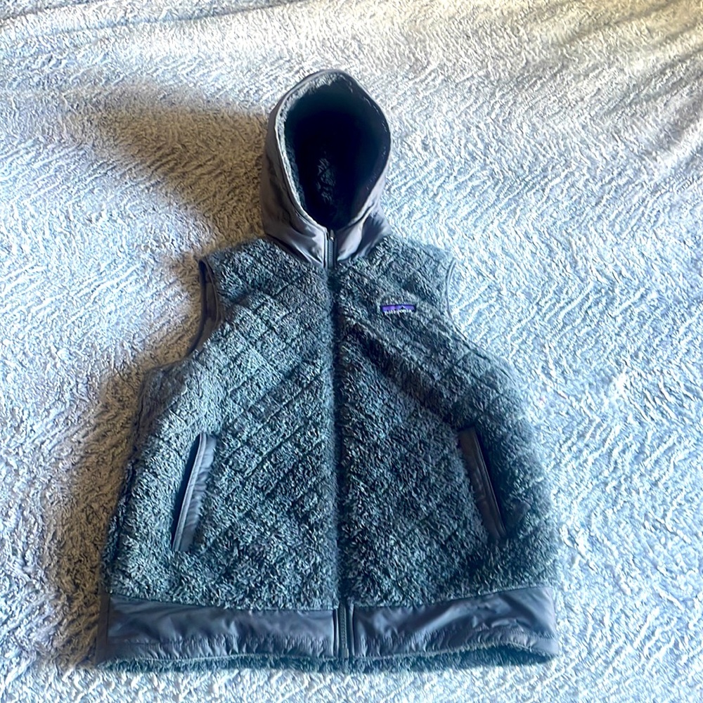 Patagonia reversible vest